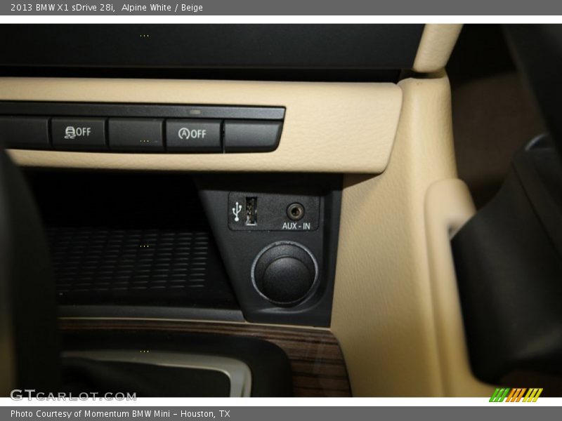 Alpine White / Beige 2013 BMW X1 sDrive 28i
