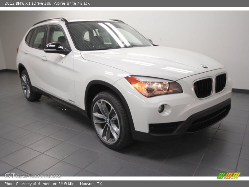 Alpine White / Black 2013 BMW X1 sDrive 28i