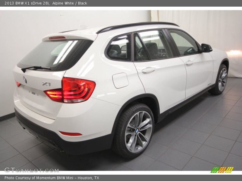 Alpine White / Black 2013 BMW X1 sDrive 28i