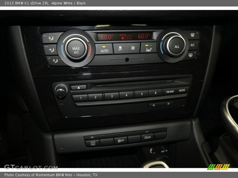 Alpine White / Black 2013 BMW X1 sDrive 28i