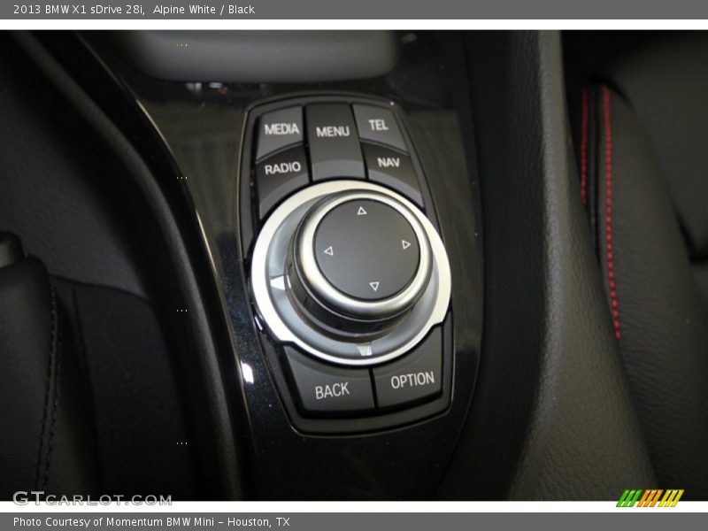 Alpine White / Black 2013 BMW X1 sDrive 28i