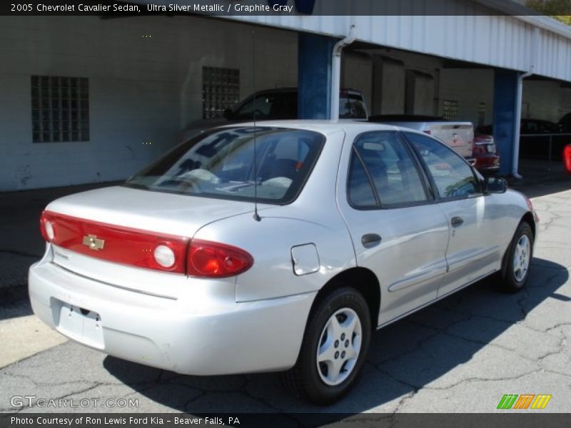 Ultra Silver Metallic / Graphite Gray 2005 Chevrolet Cavalier Sedan