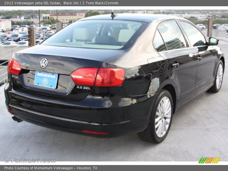 Black Uni / 2 Tone Black/Cornsilk 2013 Volkswagen Jetta SEL Sedan