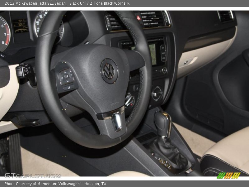 Black Uni / 2 Tone Black/Cornsilk 2013 Volkswagen Jetta SEL Sedan