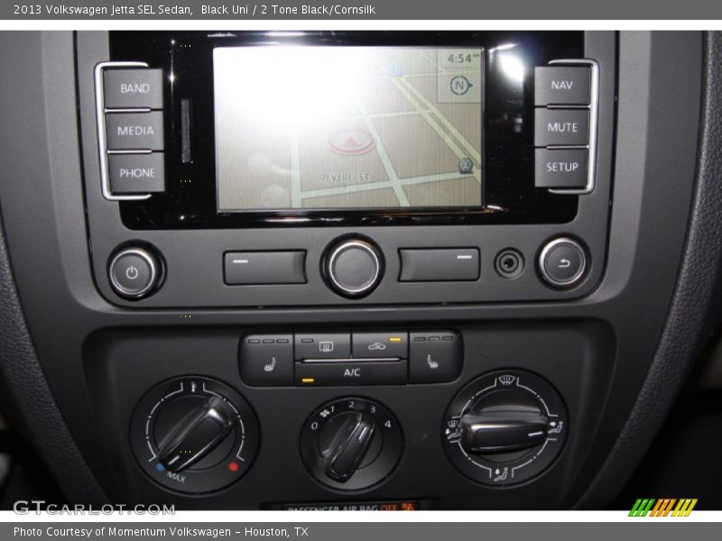 Black Uni / 2 Tone Black/Cornsilk 2013 Volkswagen Jetta SEL Sedan