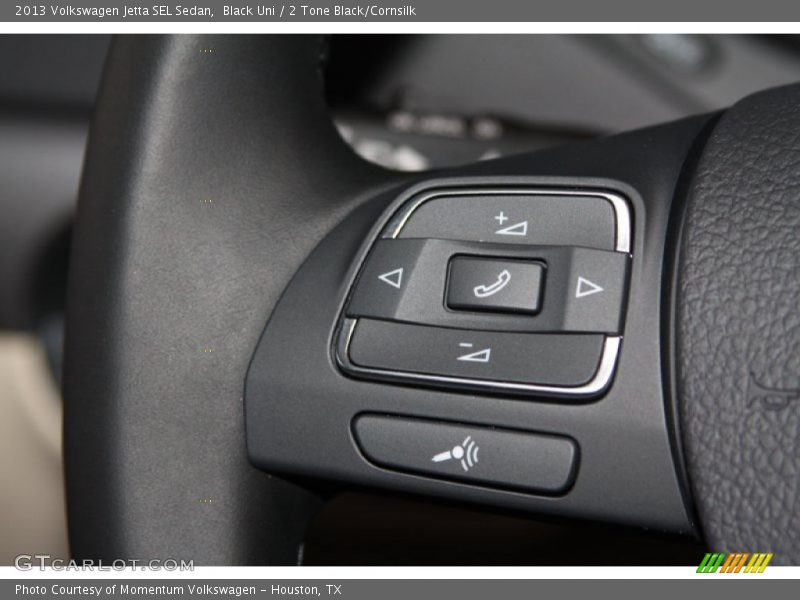 Black Uni / 2 Tone Black/Cornsilk 2013 Volkswagen Jetta SEL Sedan