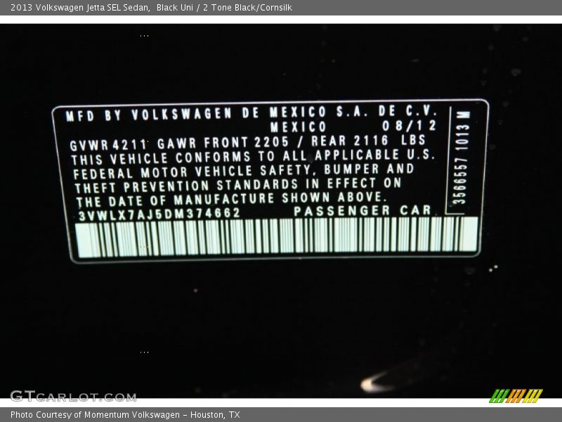 Black Uni / 2 Tone Black/Cornsilk 2013 Volkswagen Jetta SEL Sedan