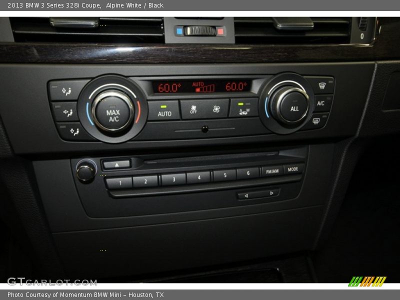 Audio System of 2013 3 Series 328i Coupe