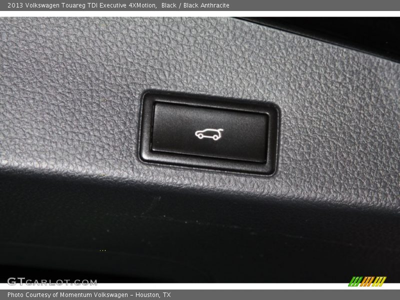 Black / Black Anthracite 2013 Volkswagen Touareg TDI Executive 4XMotion
