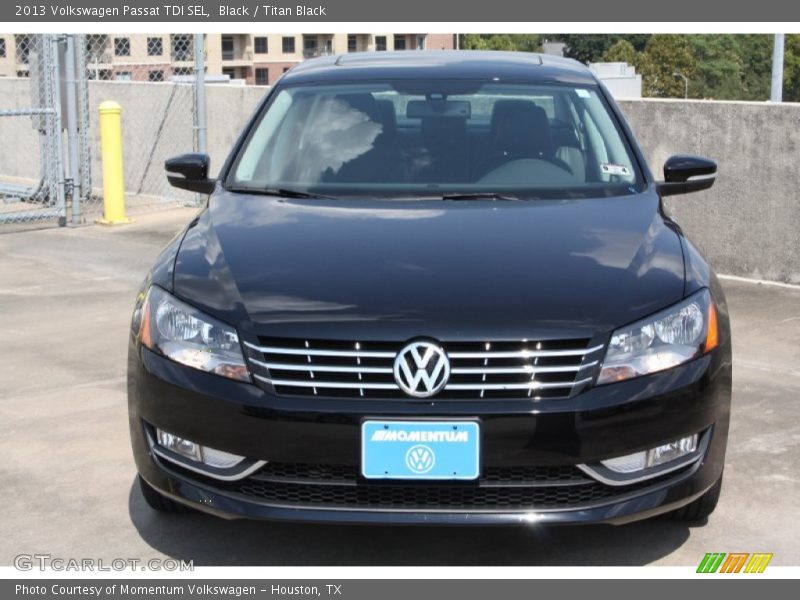Black / Titan Black 2013 Volkswagen Passat TDI SEL