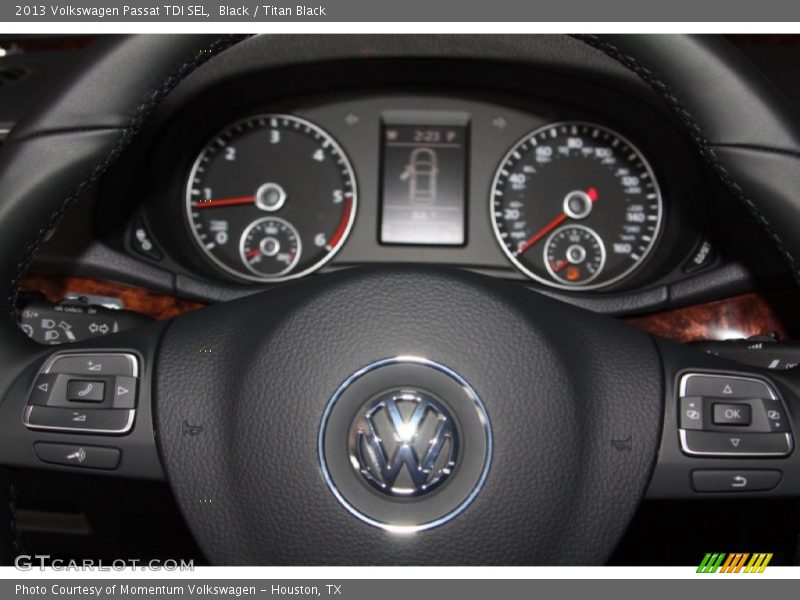 Black / Titan Black 2013 Volkswagen Passat TDI SEL