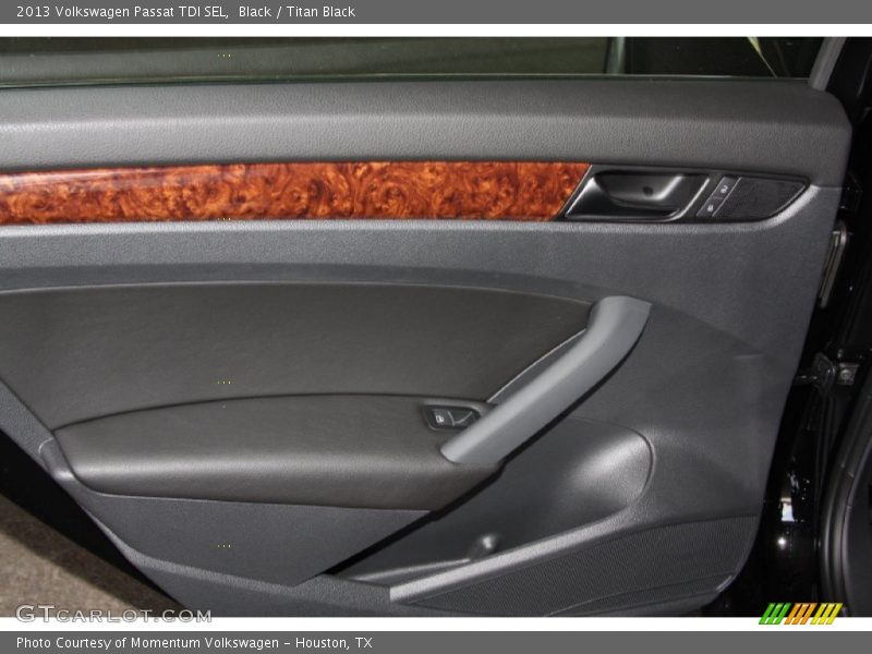 Black / Titan Black 2013 Volkswagen Passat TDI SEL