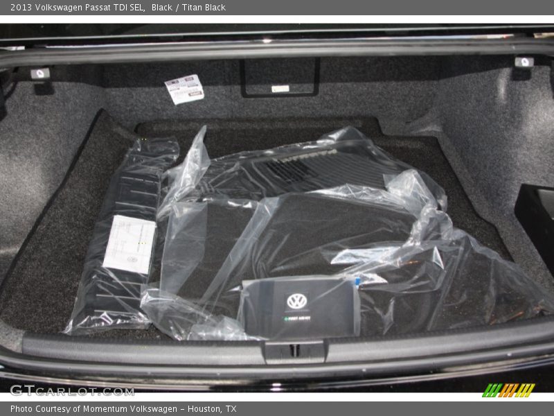 Black / Titan Black 2013 Volkswagen Passat TDI SEL