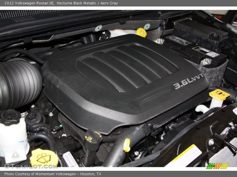 Nocturne Black Metallic / Aero Gray 2012 Volkswagen Routan SE