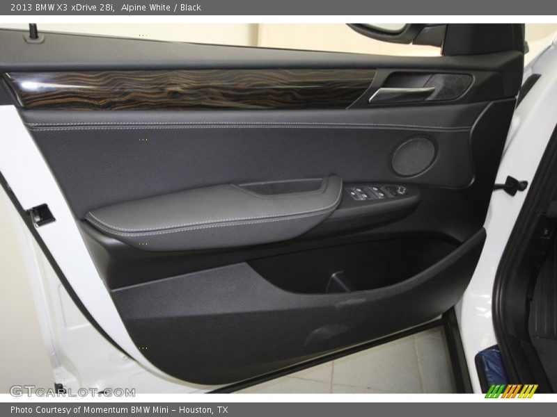 Alpine White / Black 2013 BMW X3 xDrive 28i
