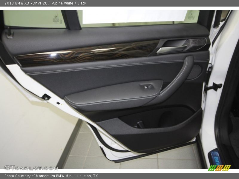 Alpine White / Black 2013 BMW X3 xDrive 28i