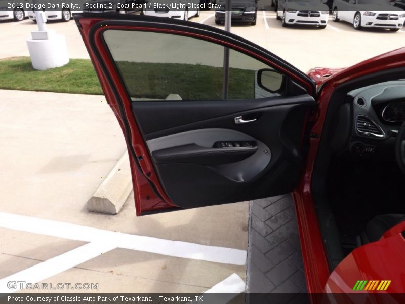 Redline 2-Coat Pearl / Black/Light Diesel Gray 2013 Dodge Dart Rallye