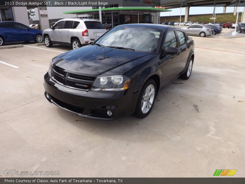 Black / Black/Light Frost Beige 2013 Dodge Avenger SXT