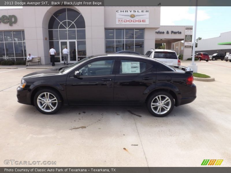 Black / Black/Light Frost Beige 2013 Dodge Avenger SXT