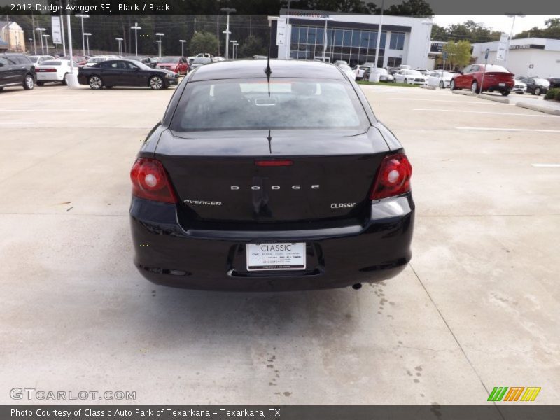 Black / Black 2013 Dodge Avenger SE