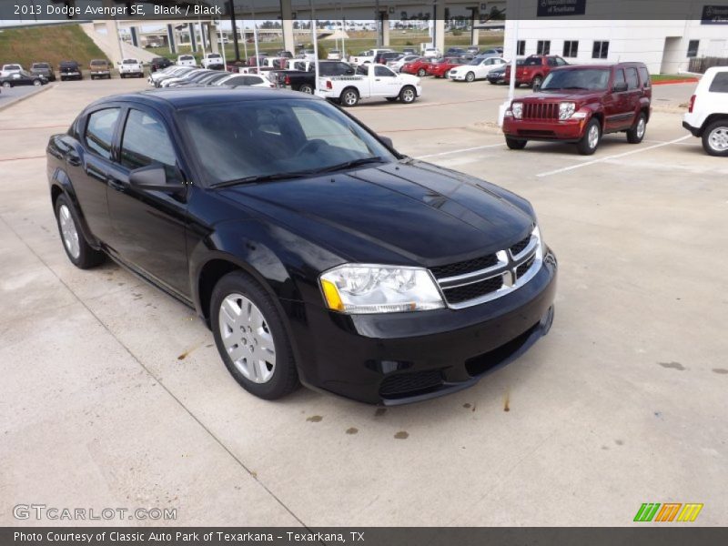 Black / Black 2013 Dodge Avenger SE