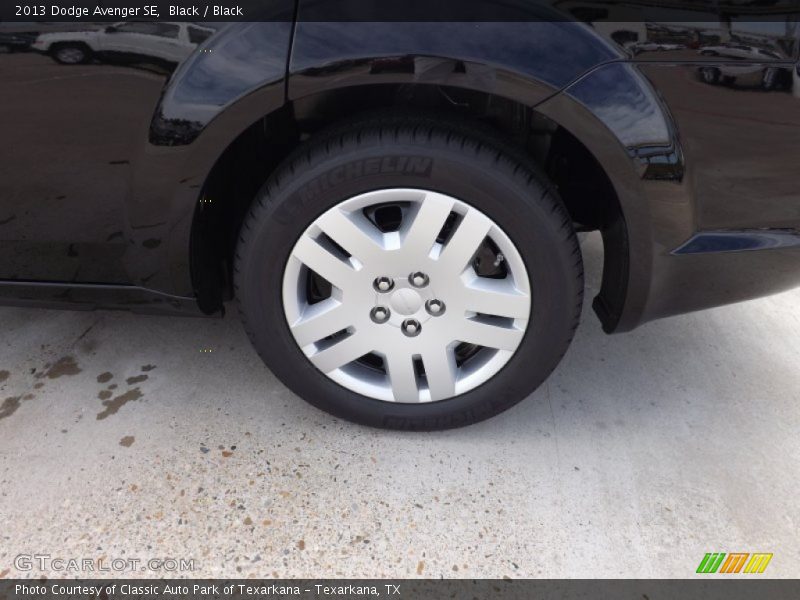 Black / Black 2013 Dodge Avenger SE