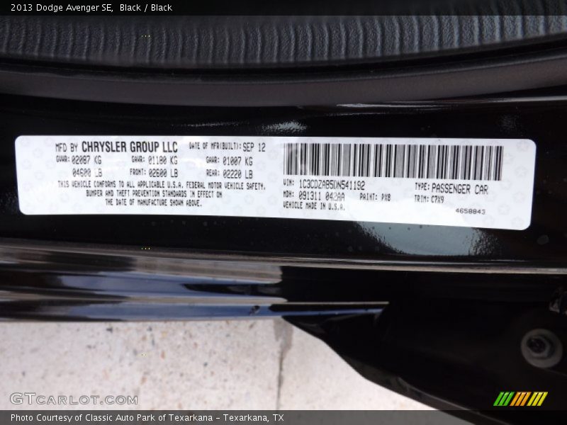 Black / Black 2013 Dodge Avenger SE