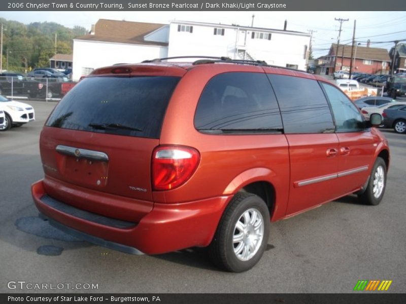 Sunset Bronze Pearlcoat / Dark Khaki/Light Graystone 2006 Chrysler Town & Country Touring