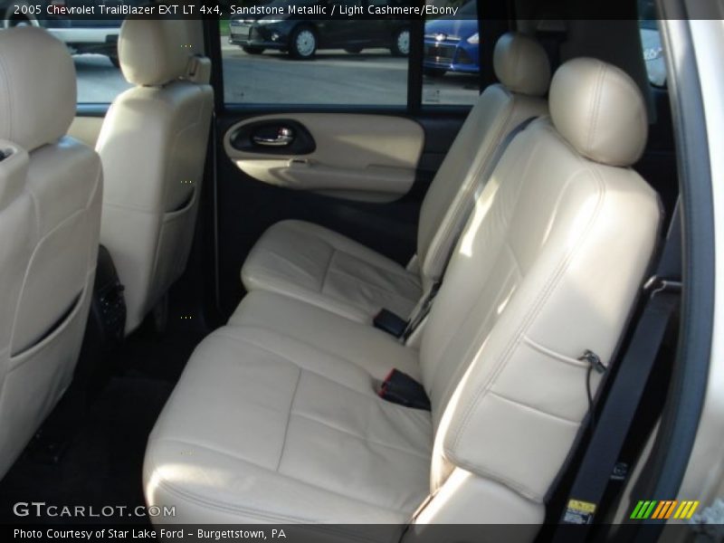 Sandstone Metallic / Light Cashmere/Ebony 2005 Chevrolet TrailBlazer EXT LT 4x4