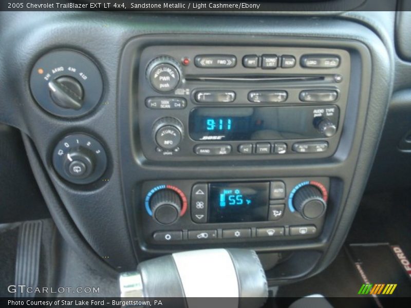 Sandstone Metallic / Light Cashmere/Ebony 2005 Chevrolet TrailBlazer EXT LT 4x4