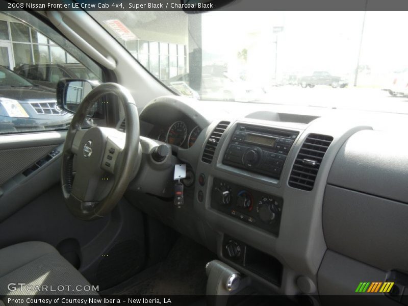 Super Black / Charcoal Black 2008 Nissan Frontier LE Crew Cab 4x4