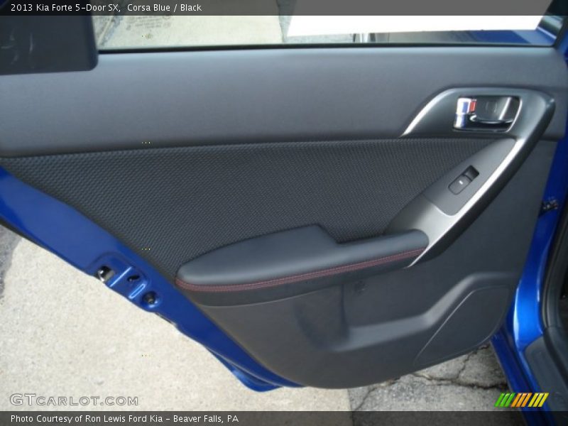 Corsa Blue / Black 2013 Kia Forte 5-Door SX