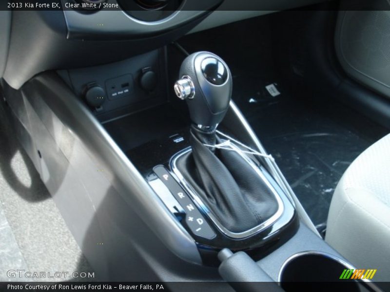 Clear White / Stone 2013 Kia Forte EX
