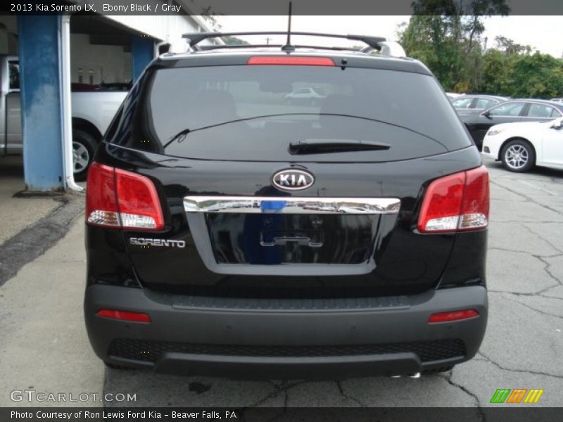 Ebony Black / Gray 2013 Kia Sorento LX