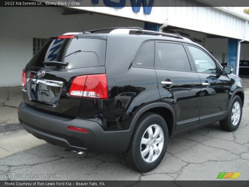 Ebony Black / Gray 2013 Kia Sorento LX