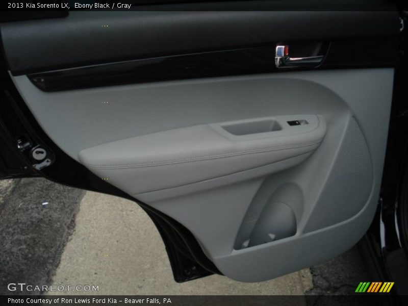 Ebony Black / Gray 2013 Kia Sorento LX