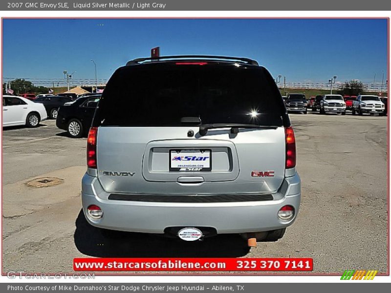 Liquid Silver Metallic / Light Gray 2007 GMC Envoy SLE