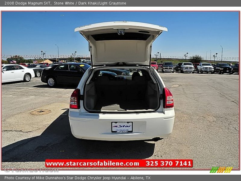 Stone White / Dark Khaki/Light Graystone 2008 Dodge Magnum SXT