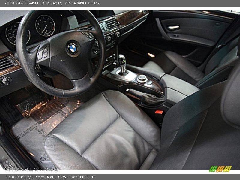 Alpine White / Black 2008 BMW 5 Series 535xi Sedan