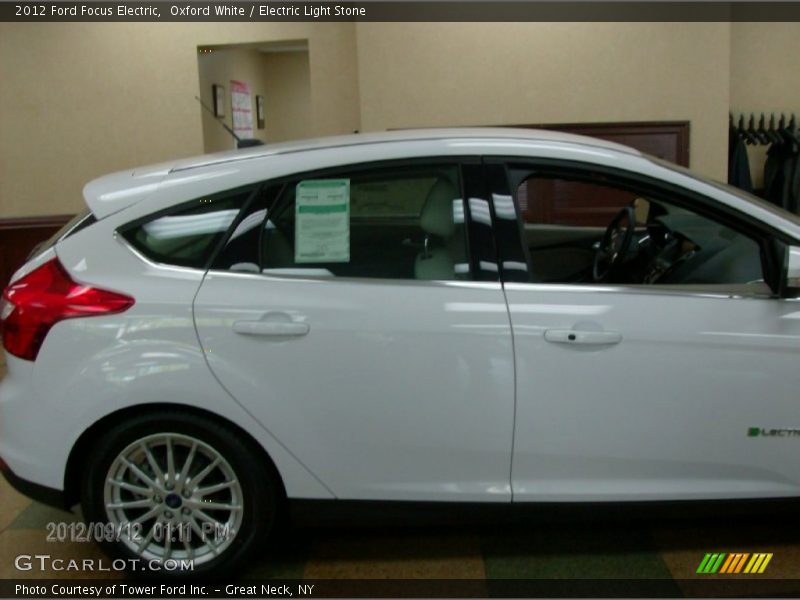 Oxford White / Electric Light Stone 2012 Ford Focus Electric