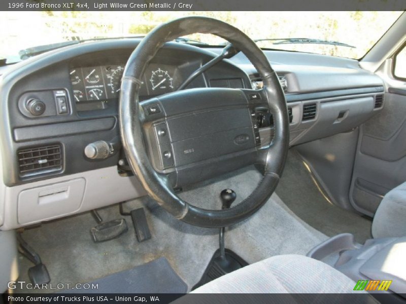 Dashboard of 1996 Bronco XLT 4x4