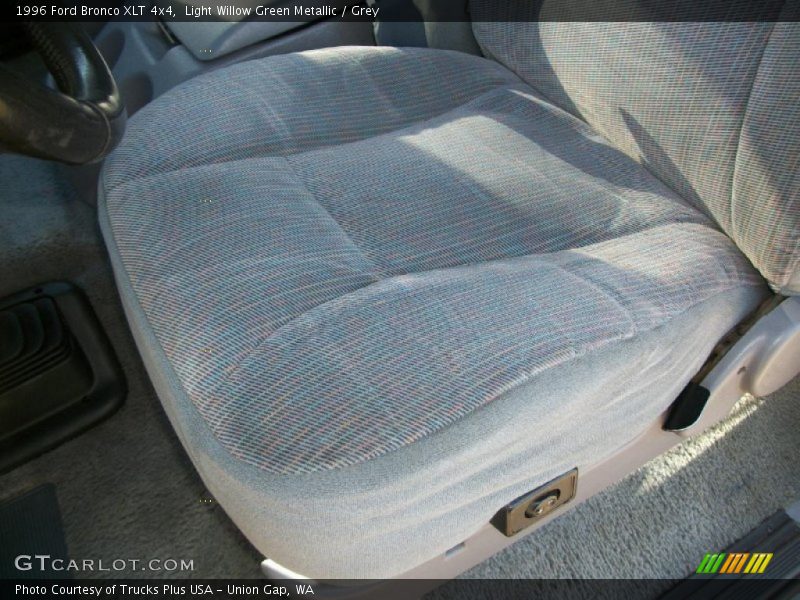 Light Willow Green Metallic / Grey 1996 Ford Bronco XLT 4x4