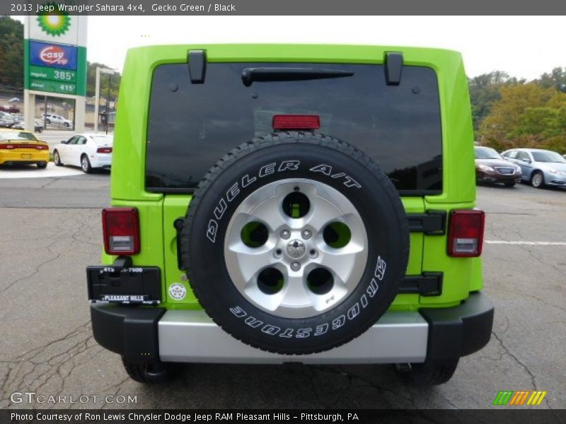 Gecko Green / Black 2013 Jeep Wrangler Sahara 4x4