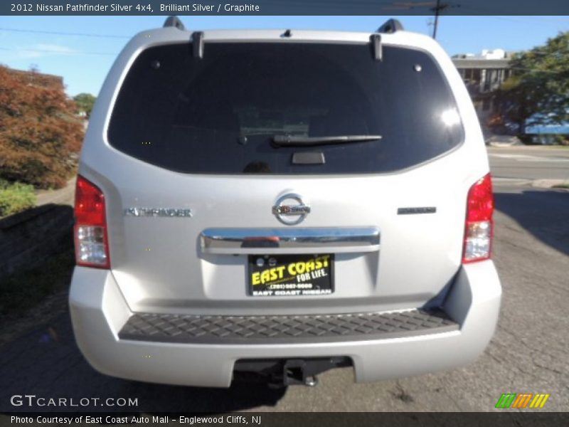 Brilliant Silver / Graphite 2012 Nissan Pathfinder Silver 4x4