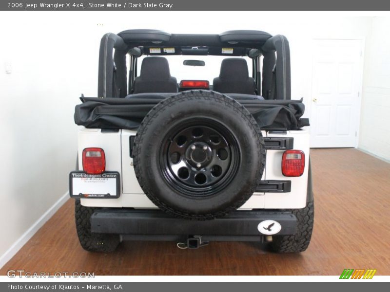Stone White / Dark Slate Gray 2006 Jeep Wrangler X 4x4