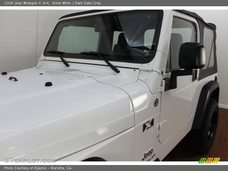Stone White / Dark Slate Gray 2006 Jeep Wrangler X 4x4