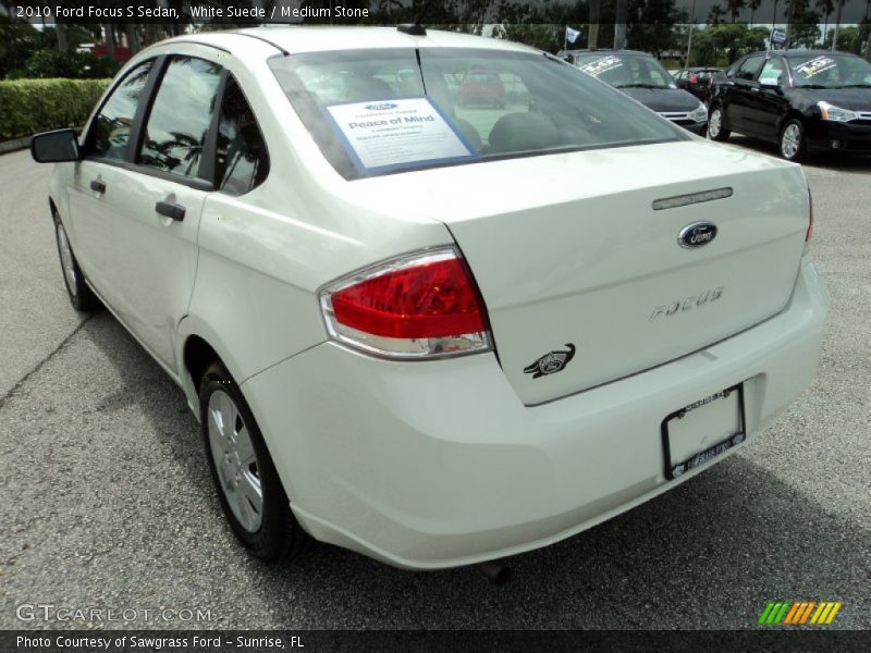 White Suede / Medium Stone 2010 Ford Focus S Sedan