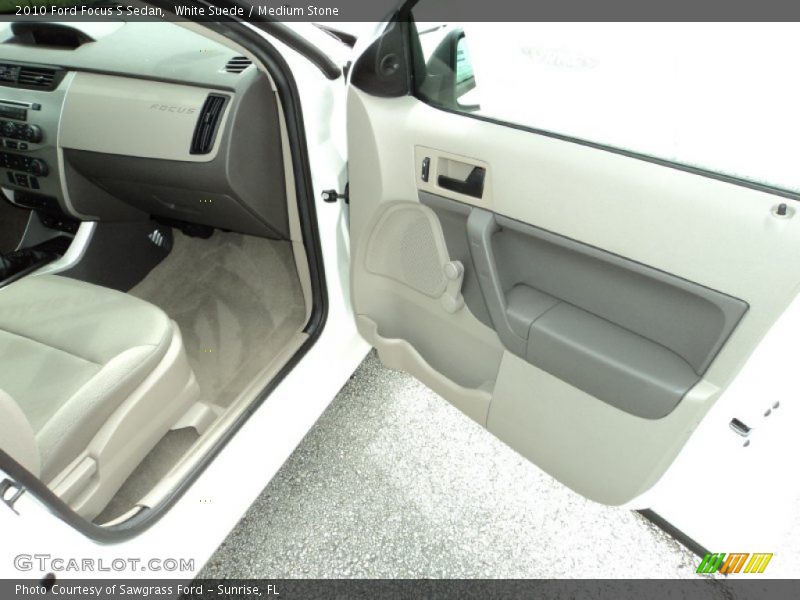 White Suede / Medium Stone 2010 Ford Focus S Sedan