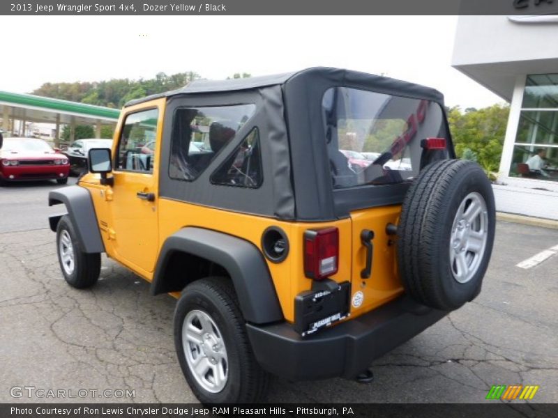 Dozer Yellow / Black 2013 Jeep Wrangler Sport 4x4
