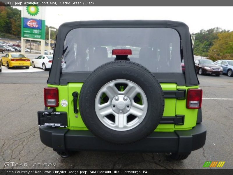 Gecko Green / Black 2013 Jeep Wrangler Sport 4x4